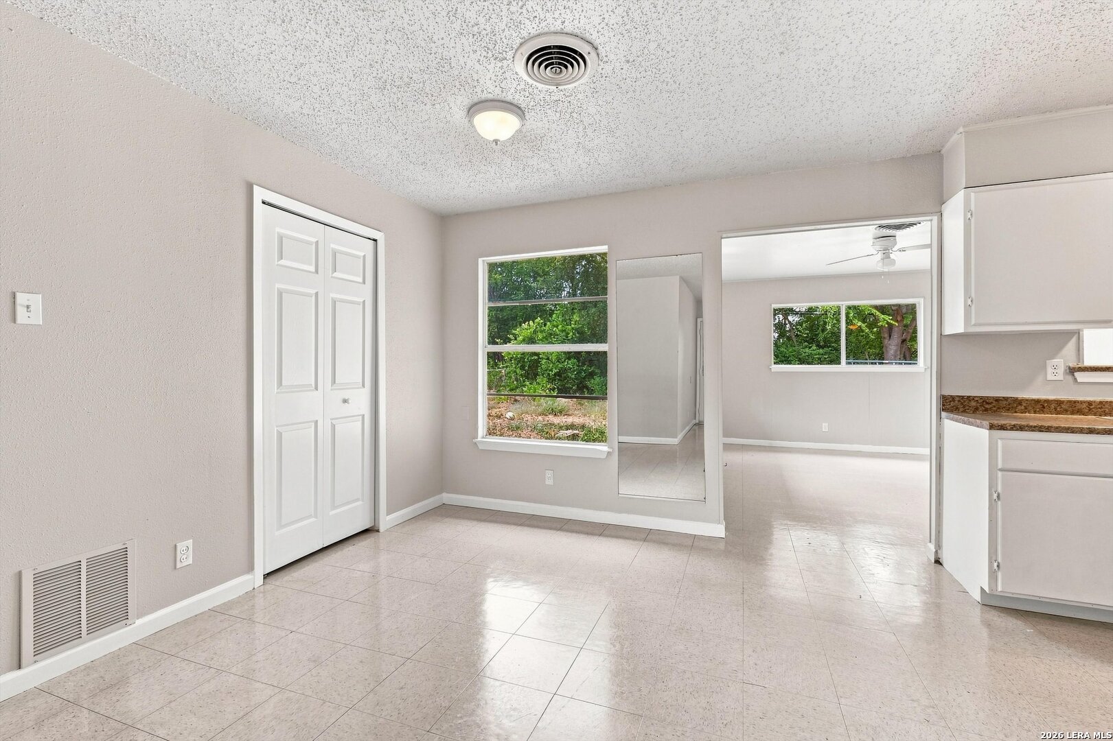 1807 Harness Lane San Antonio TX 78227