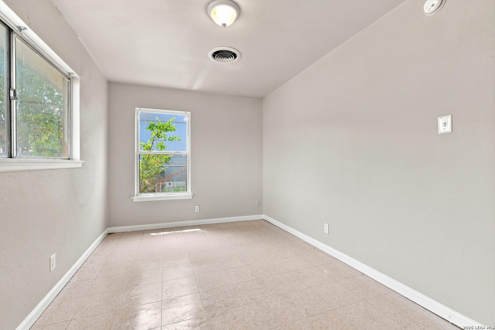 1807 Harness Lane San Antonio TX 78227