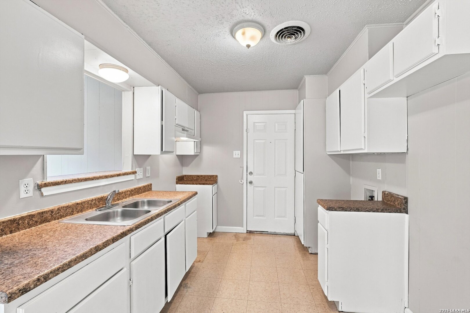 1807 Harness Lane San Antonio TX 78227