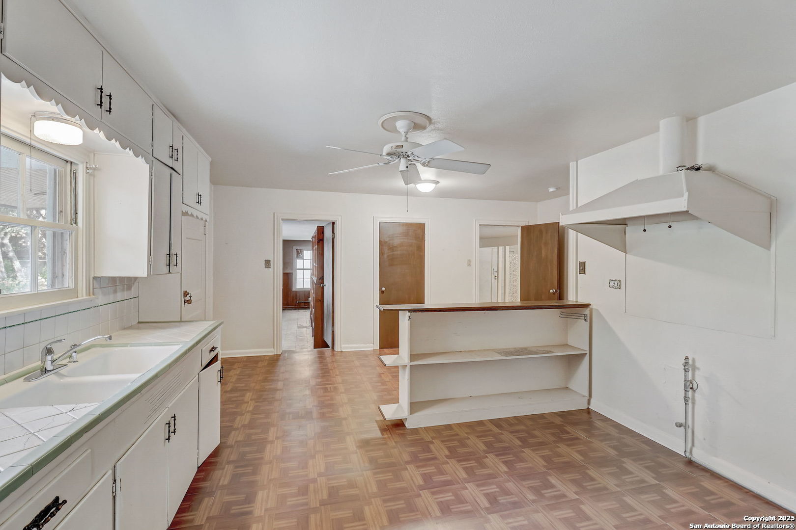 9403 Forest Oak San Antonio TX 78217