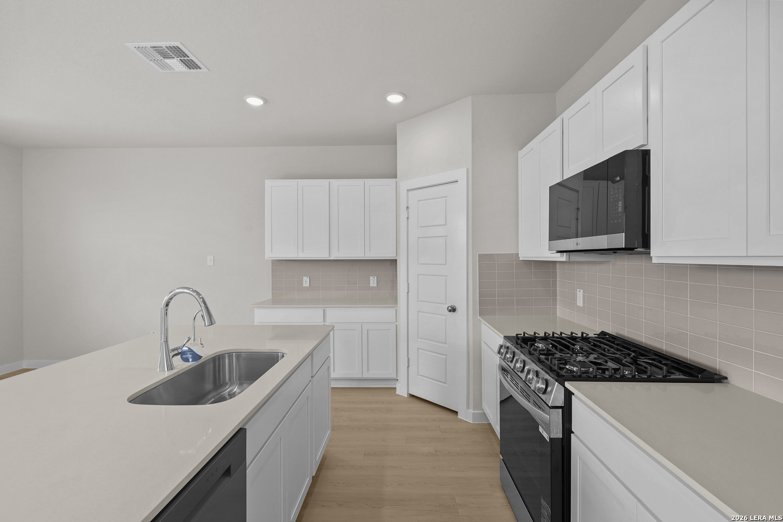 15420 Lonehollow Lake San Antonio TX 78253
