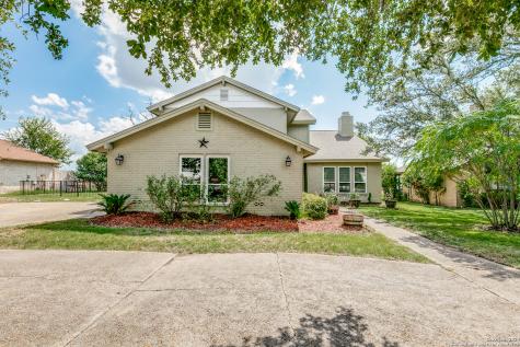 7123 Hidden Hills N San Antonio TX 78244