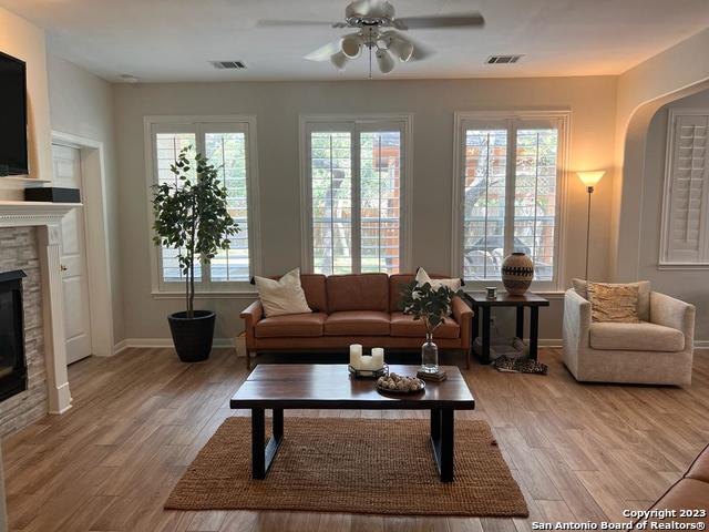 407 Elkgrove Court San Antonio TX 78260