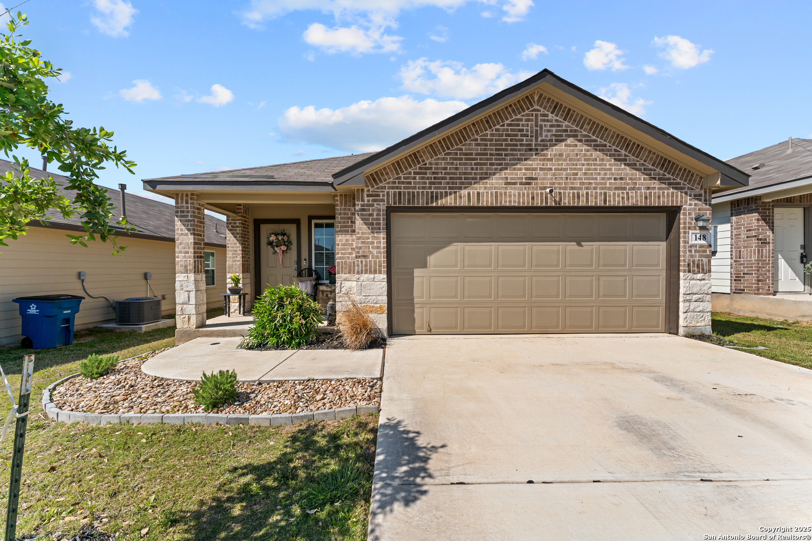 148 Hogans Alley Floresville TX 78114