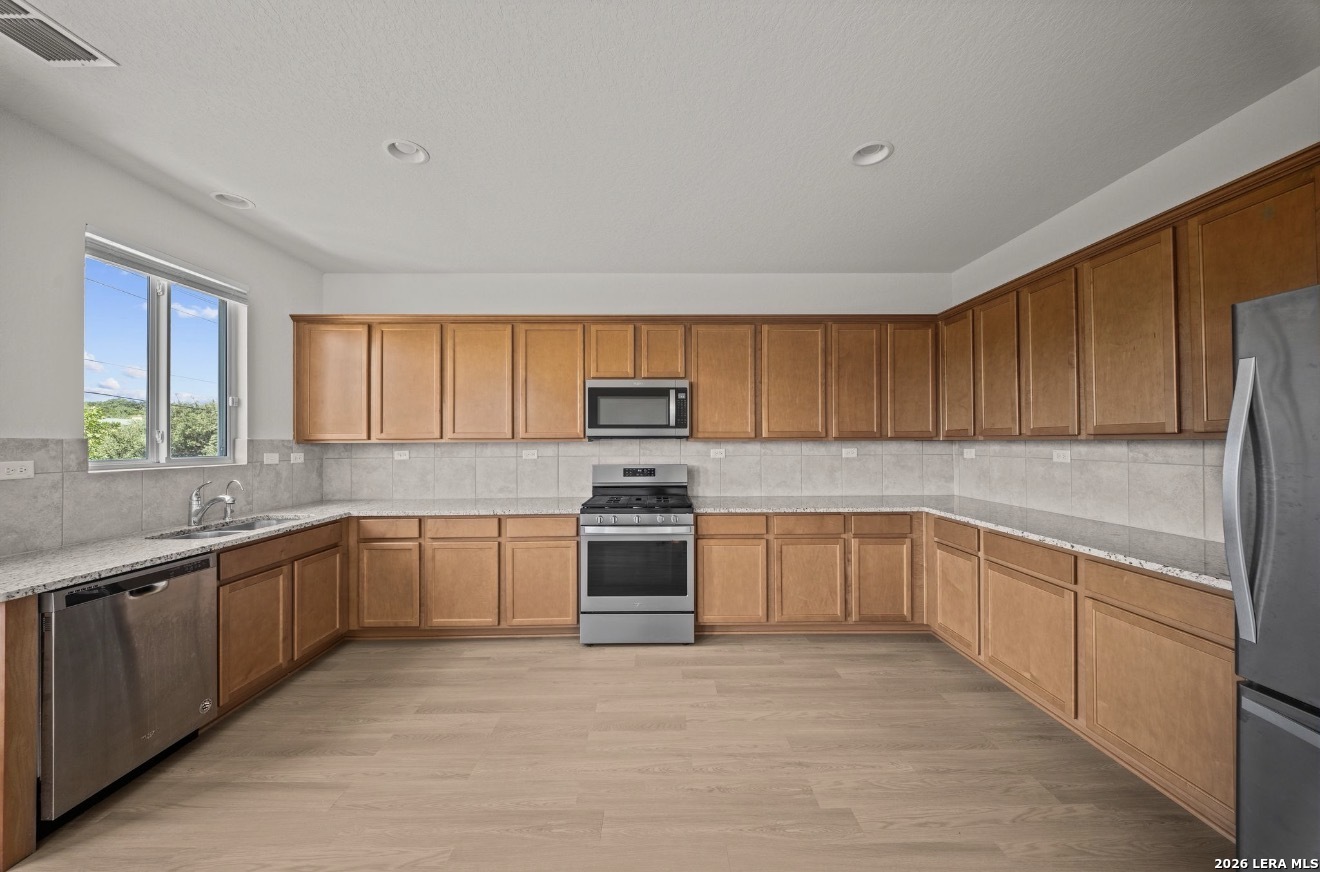 27711 Rocky Mountain Boerne TX 78015