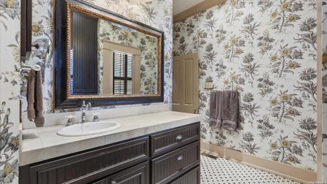 418 S Santa Clara New Braunfels TX 78130