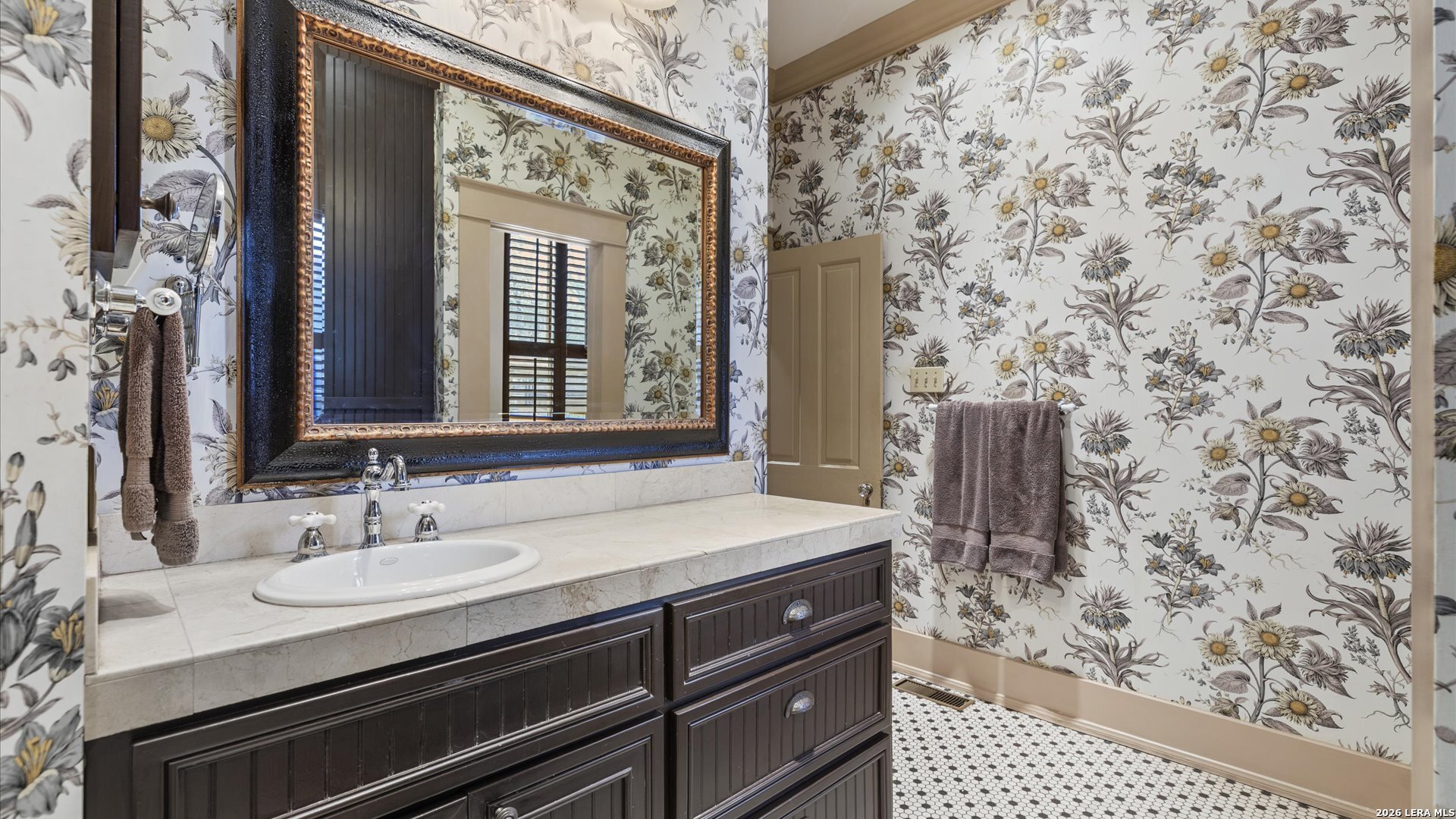 418 S Santa Clara New Braunfels TX 78130