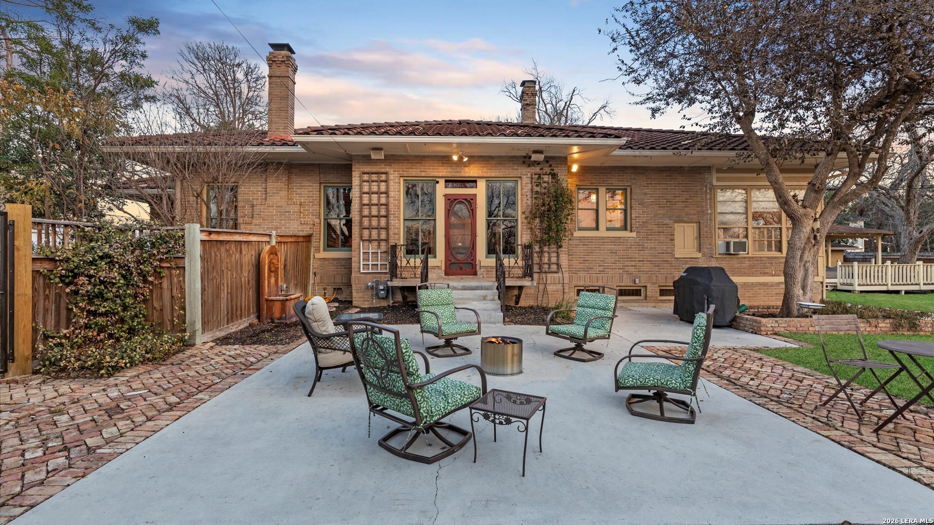 418 S Santa Clara New Braunfels TX 78130