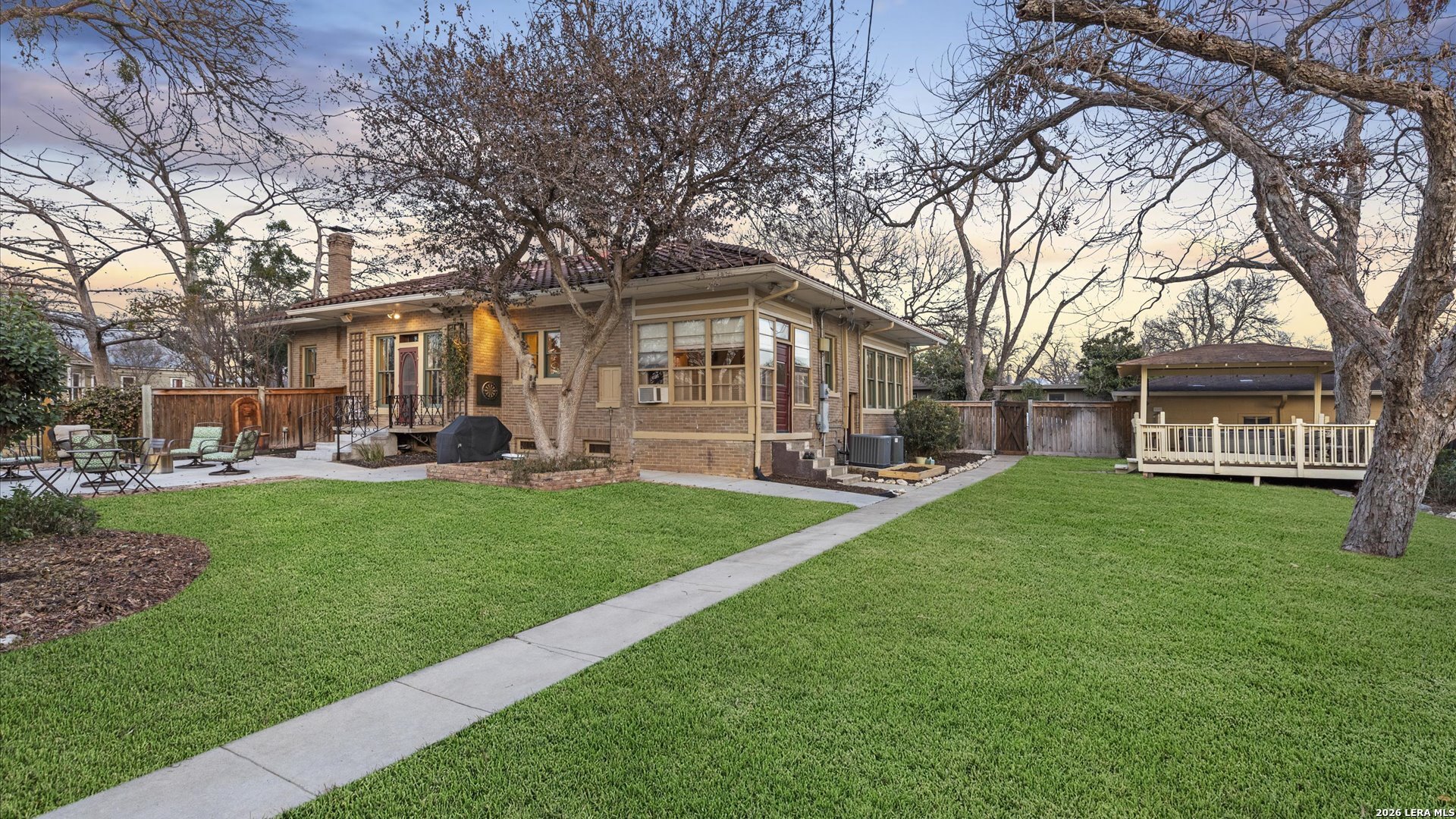 418 S Santa Clara New Braunfels TX 78130