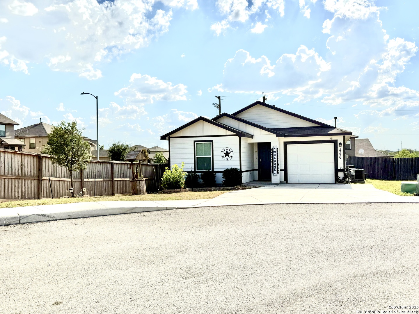 5535 Rosillo Chase San Antonio TX 78222