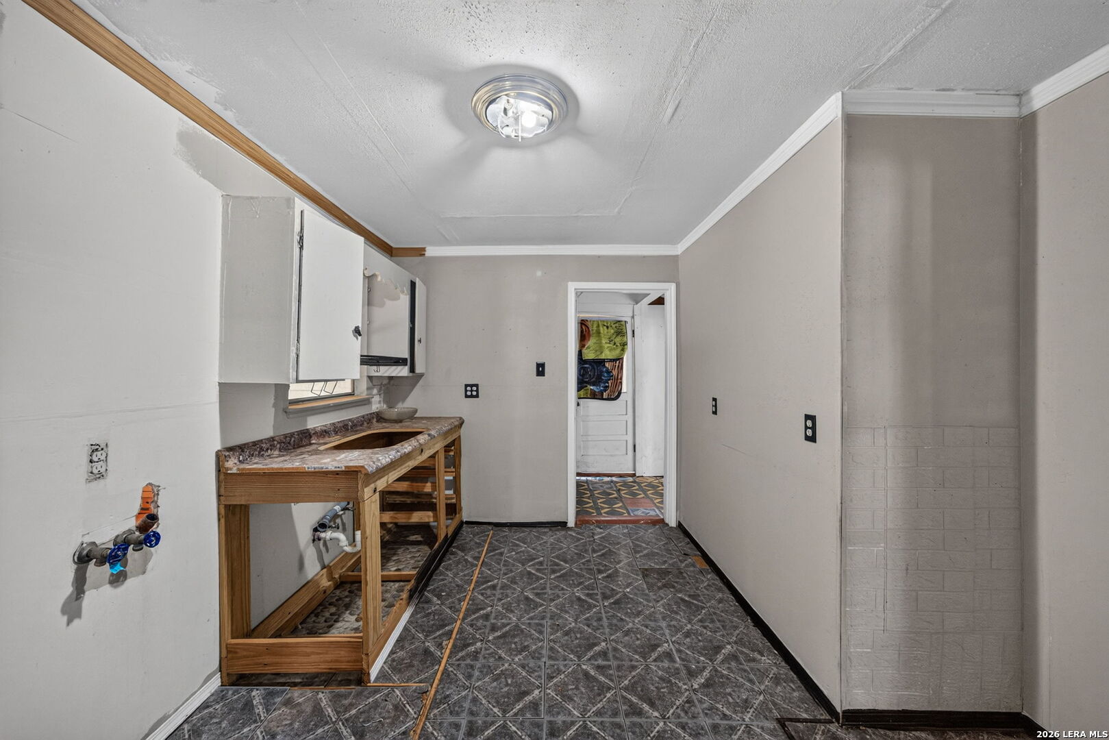 736 S San Eduardo Avenue San Antonio TX 78237