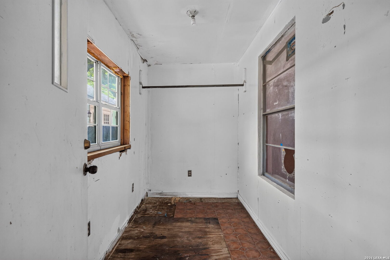 736 S San Eduardo Avenue San Antonio TX 78237