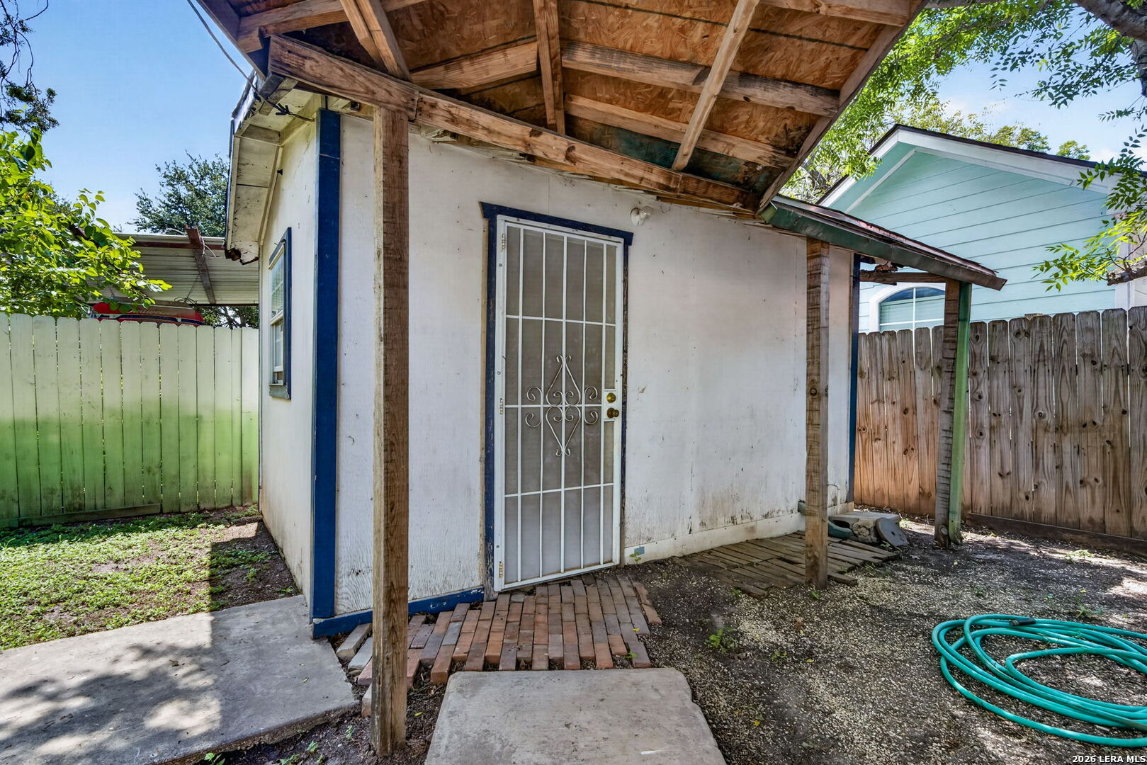 736 S San Eduardo Avenue San Antonio TX 78237
