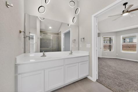 1160 Water Valley Seguin TX 78155