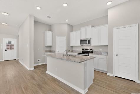 1160 Water Valley Seguin TX 78155