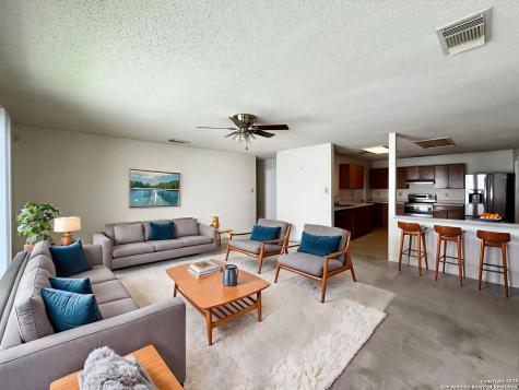 6730 Melody Canyon San Antonio TX 78239
