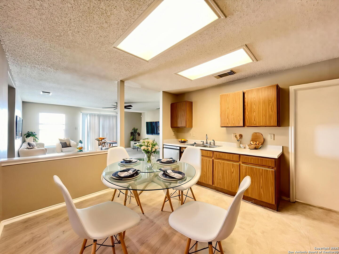 6730 Melody Canyon San Antonio TX 78239
