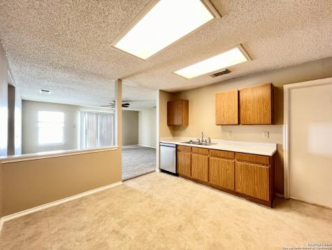 6730 Melody Canyon San Antonio TX 78239