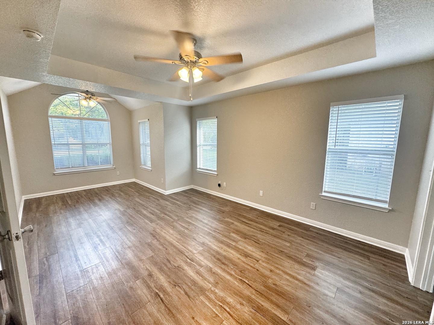 521 Woodlake Drive Mcqueeney TX 78123