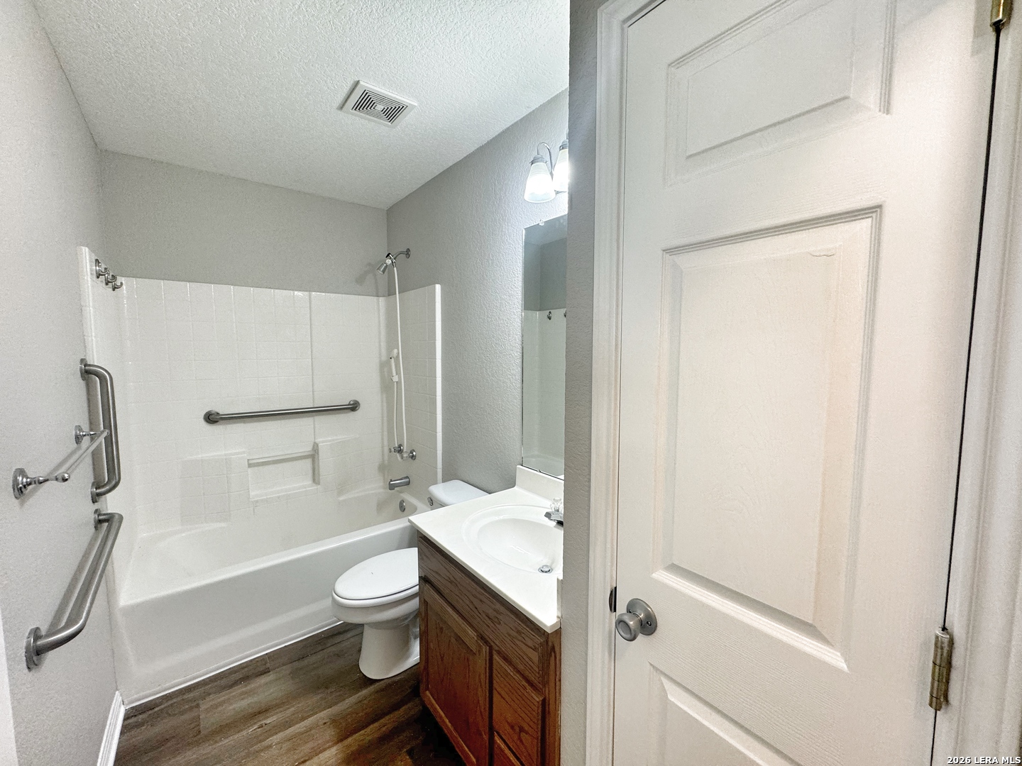 521 Woodlake Drive Mcqueeney TX 78123