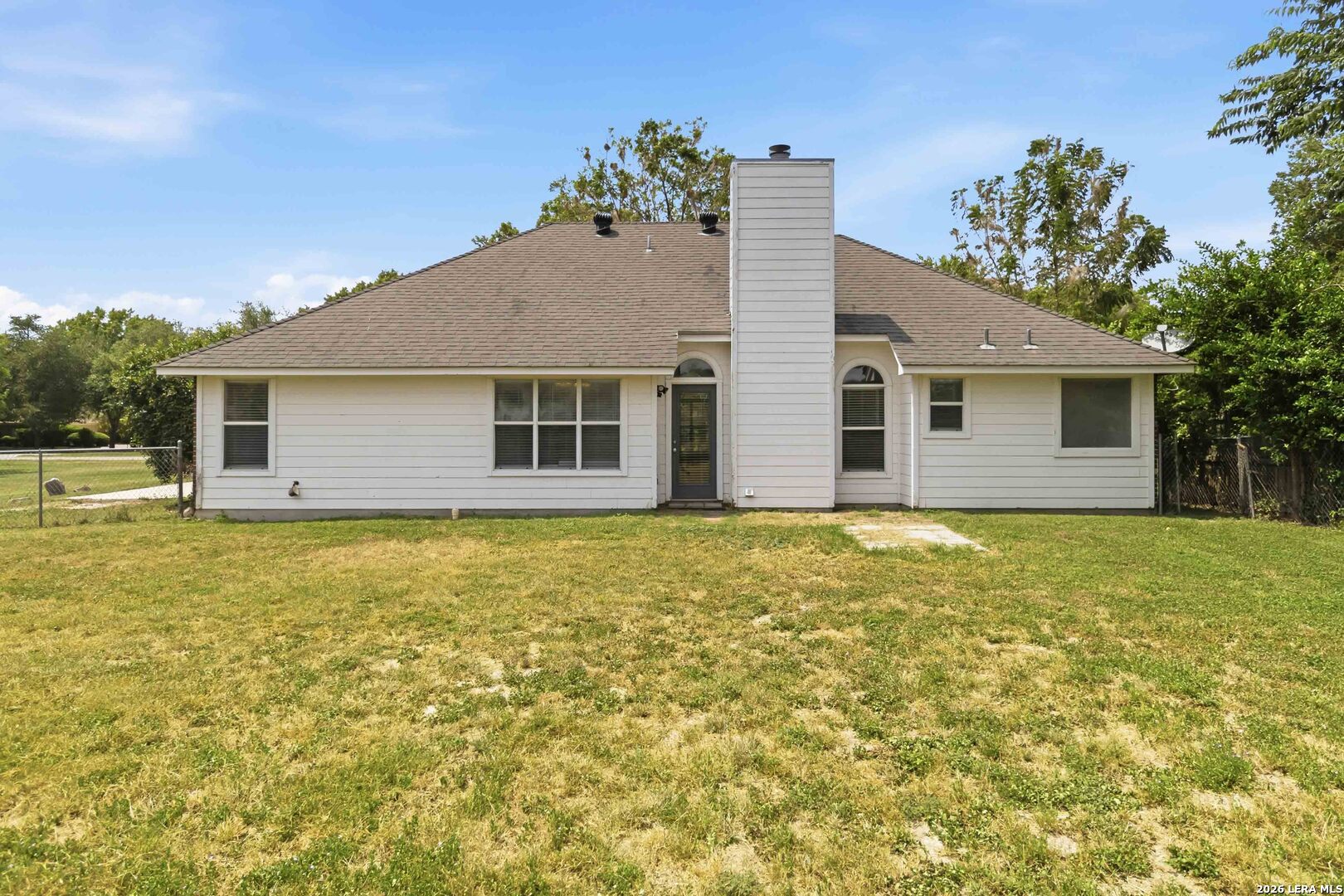 521 Woodlake Drive Mcqueeney TX 78123