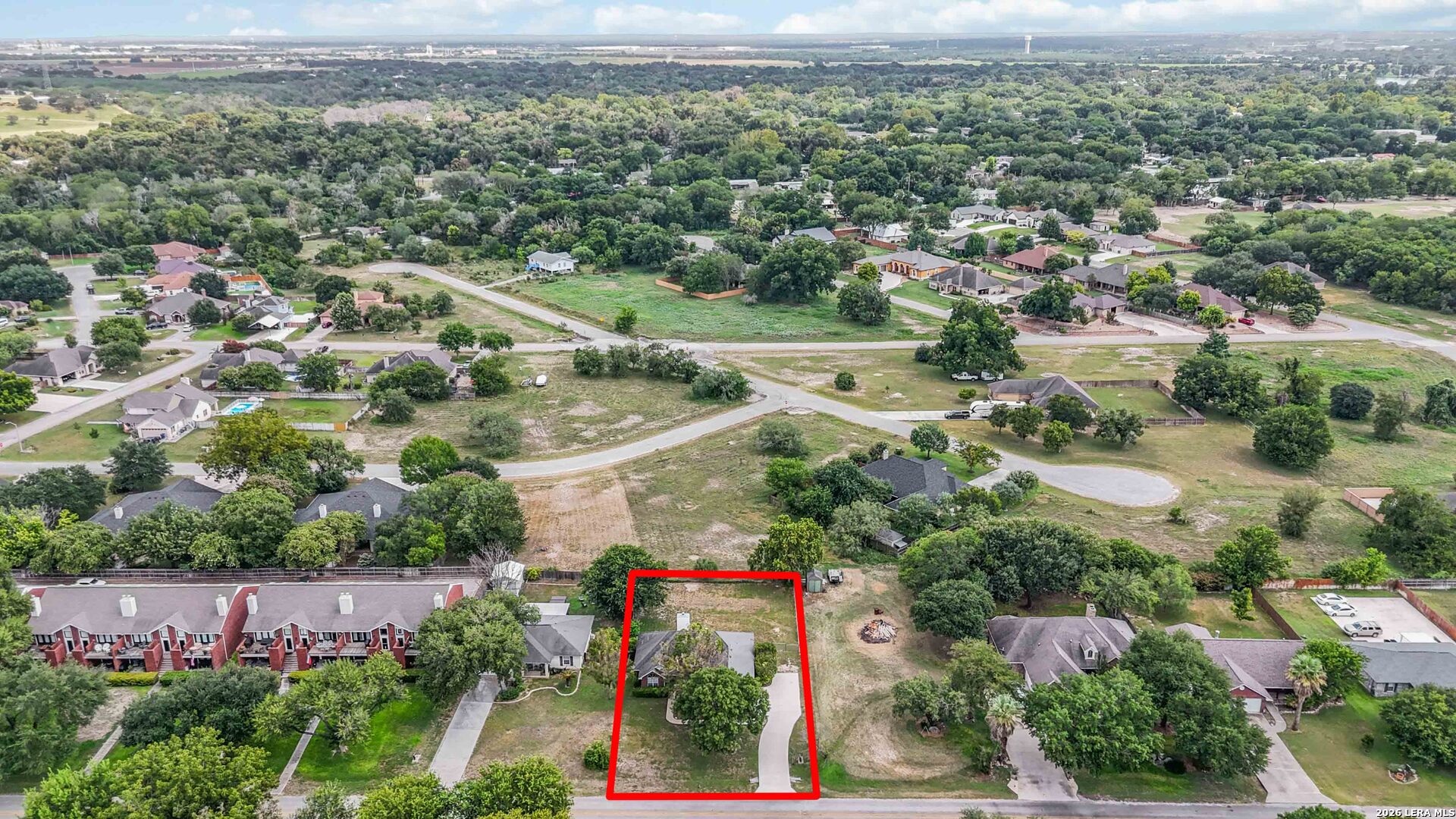 521 Woodlake Drive Mcqueeney TX 78123