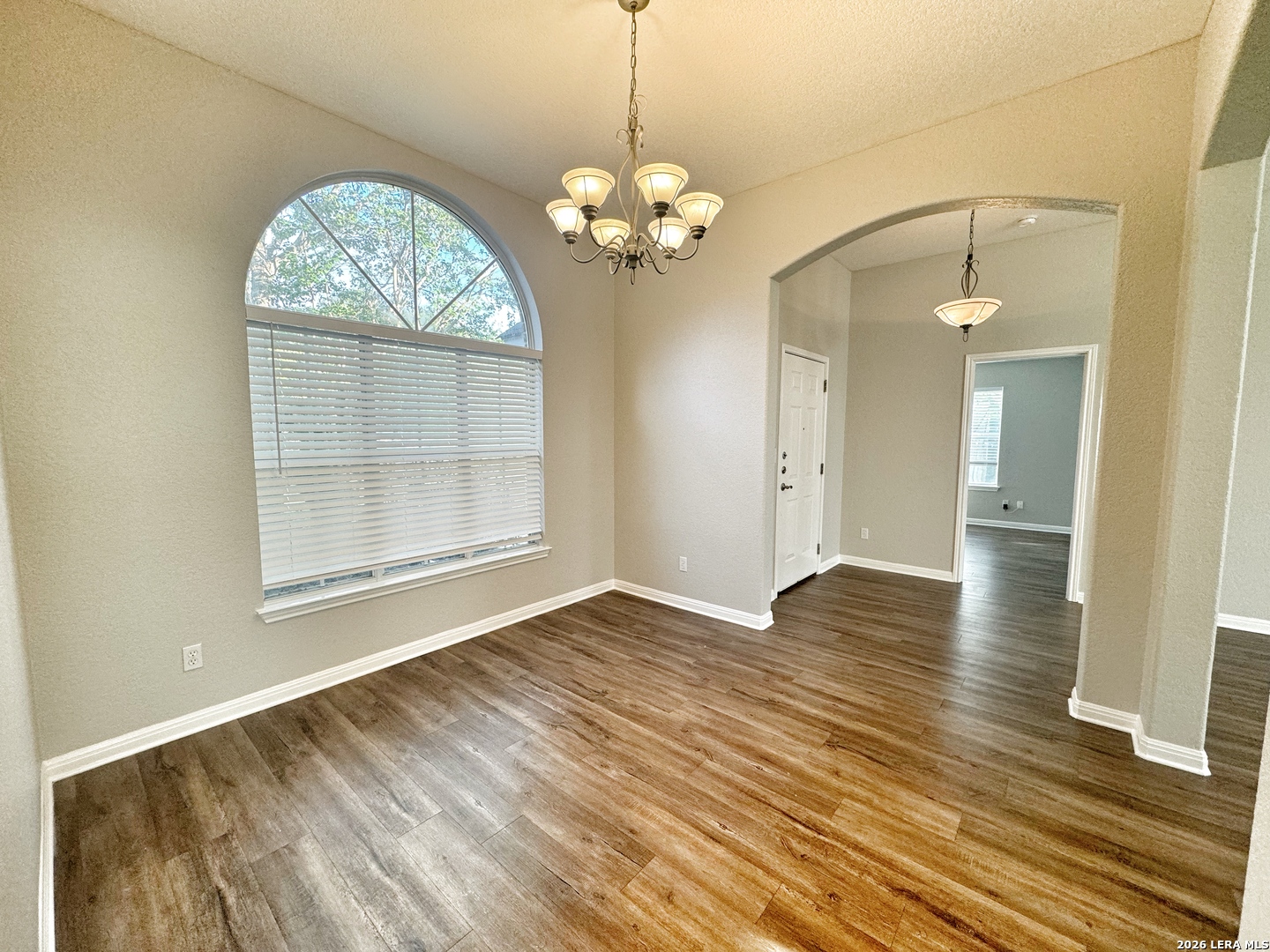 521 Woodlake Drive Mcqueeney TX 78123