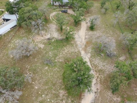 318 Shady Oaks Floresville TX 78114
