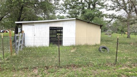 318 Shady Oaks Floresville TX 78114