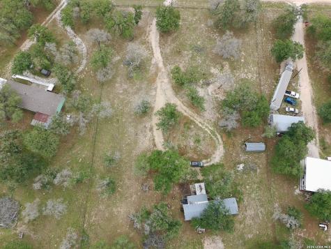 318 Shady Oaks Floresville TX 78114