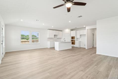 104 Shelton Pass Cibolo TX 78108