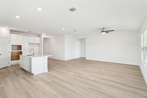 104 Shelton Pass Cibolo TX 78108