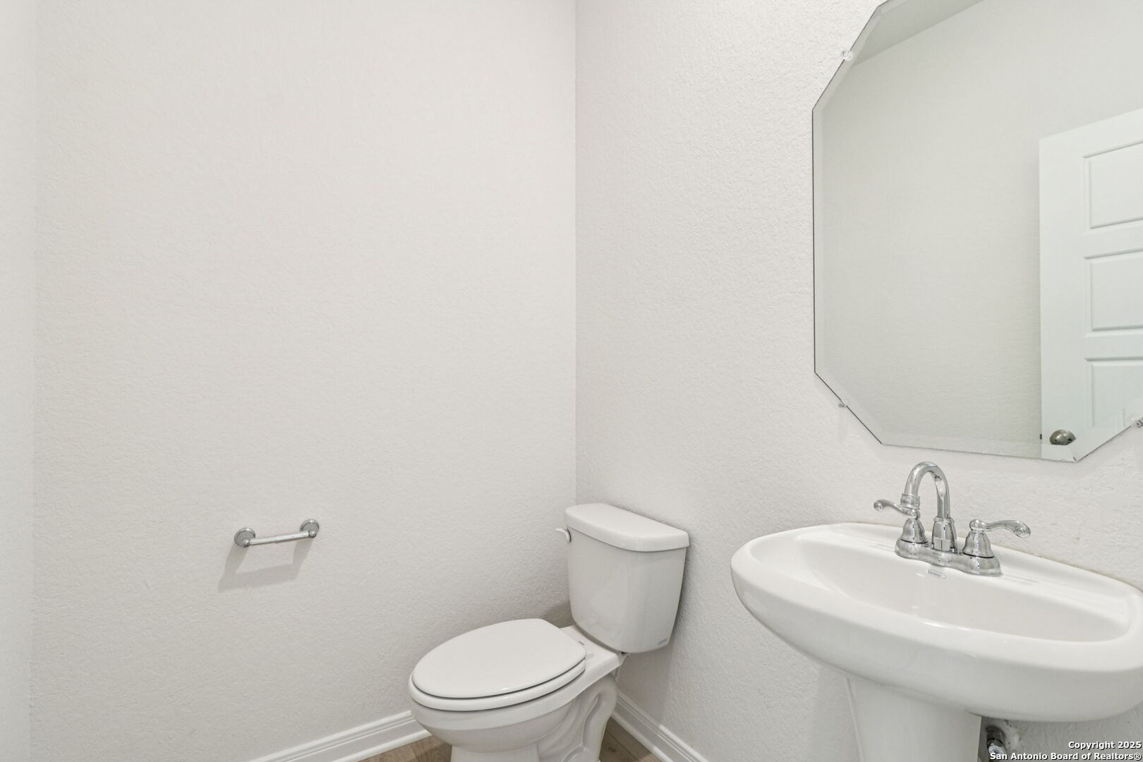 104 Shelton Pass Cibolo TX 78108