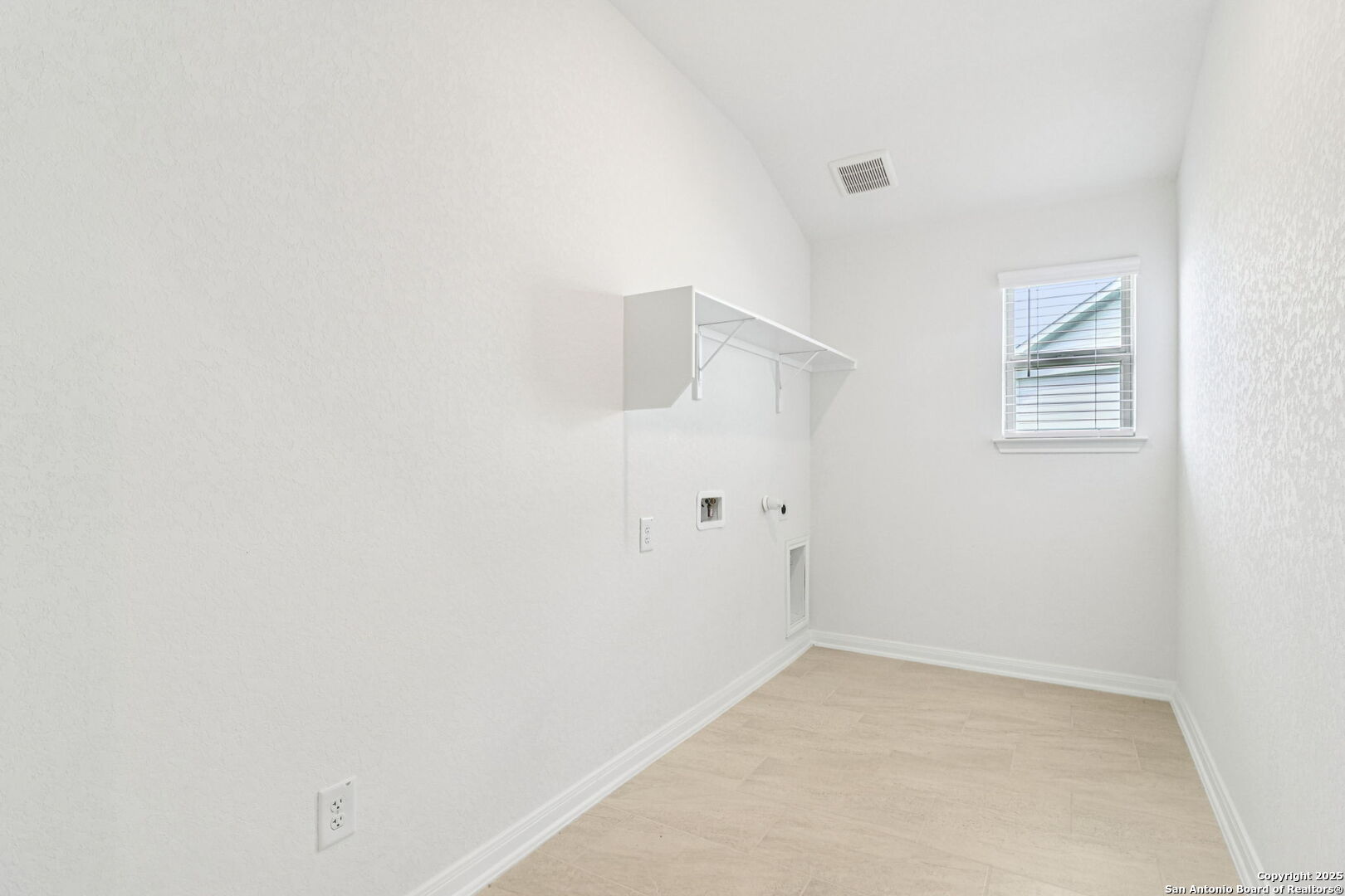 104 Shelton Pass Cibolo TX 78108