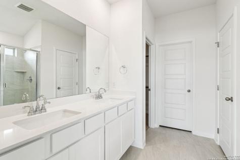 104 Shelton Pass Cibolo TX 78108