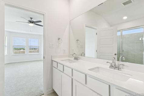 104 Shelton Pass Cibolo TX 78108