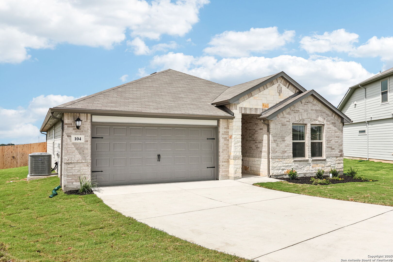 104 Shelton Pass Cibolo TX 78108
