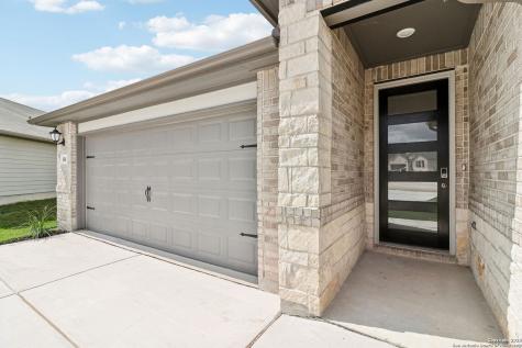 104 Shelton Pass Cibolo TX 78108