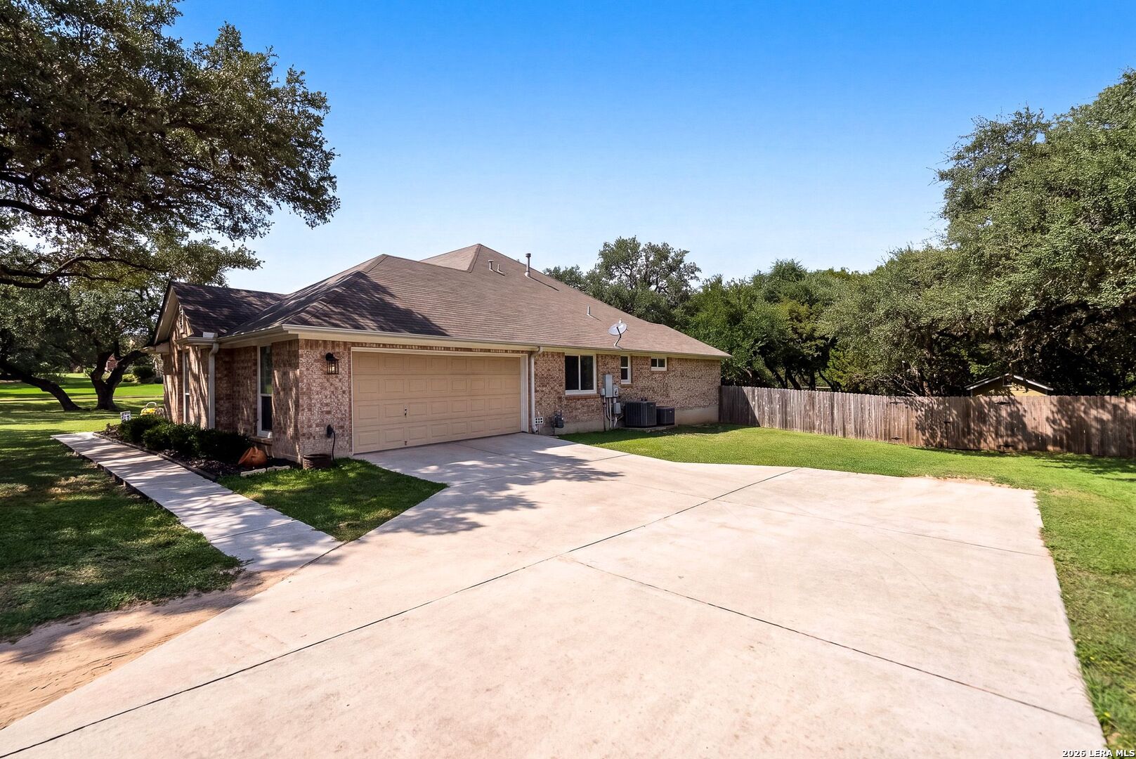 4006 Big Horn Bend San Antonio TX 78253