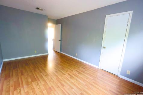3647 Cameron Springs San Antonio TX 78244