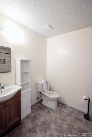 3647 Cameron Springs San Antonio TX 78244