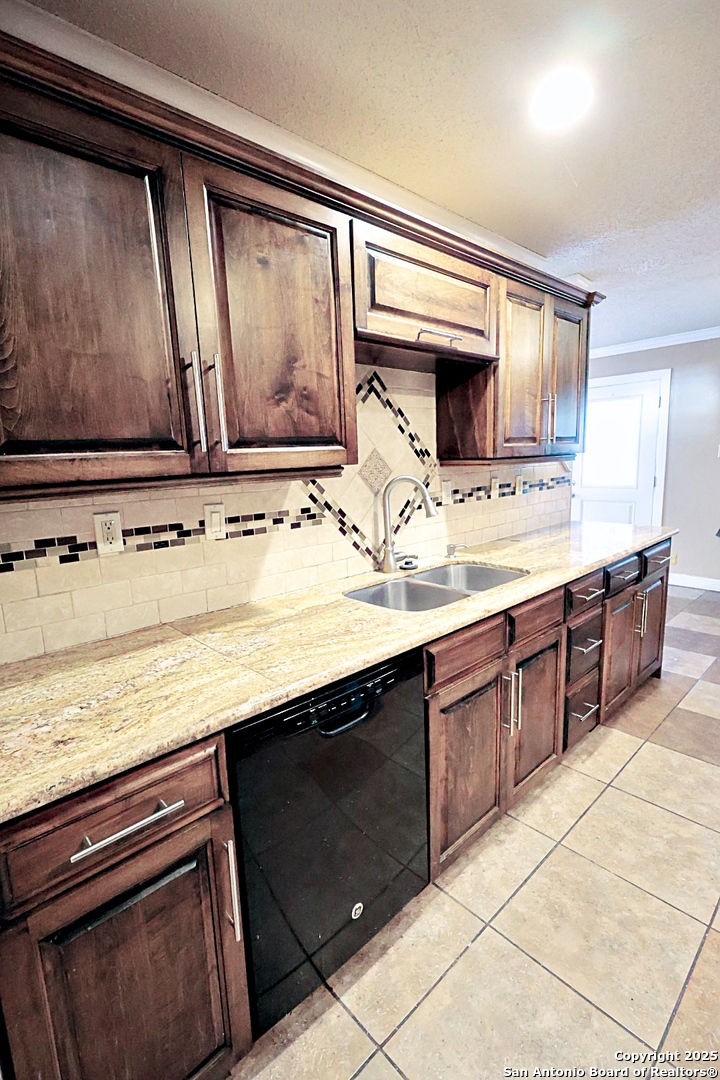 3647 Cameron Springs San Antonio TX 78244