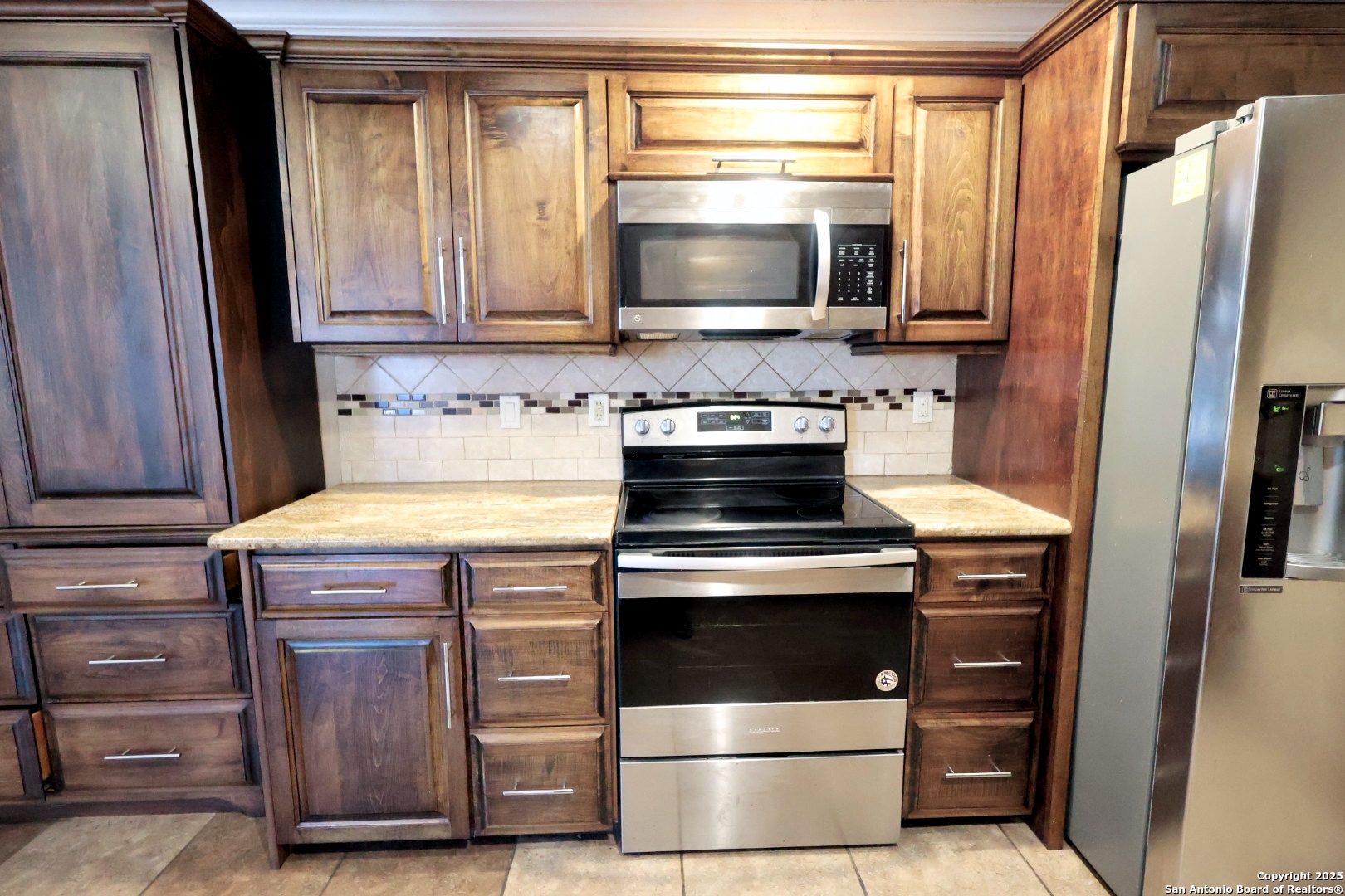 3647 Cameron Springs San Antonio TX 78244