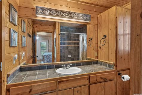 4983 Ranch Road 1051 Uvalde TX 78801
