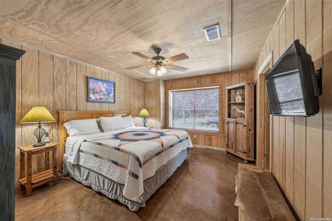 4983 Ranch Road 1051 Uvalde TX 78801