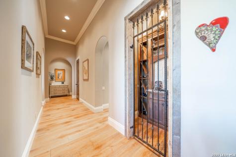 538 Oak Shores Drive Canyon Lake TX 78133