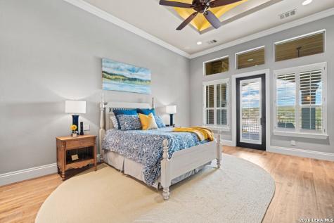538 Oak Shores Drive Canyon Lake TX 78133
