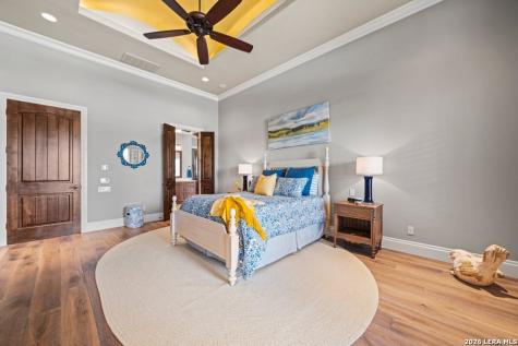 538 Oak Shores Drive Canyon Lake TX 78133