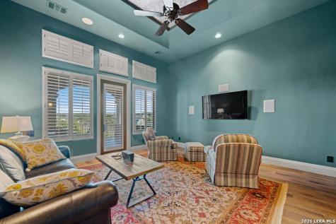 538 Oak Shores Drive Canyon Lake TX 78133