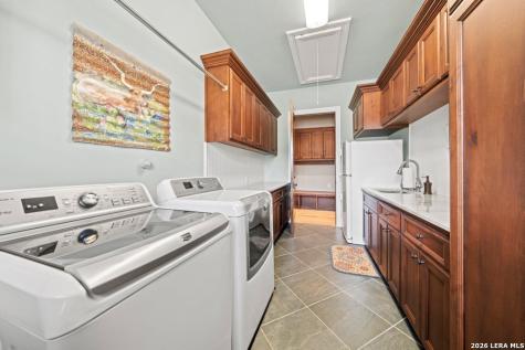 538 Oak Shores Drive Canyon Lake TX 78133